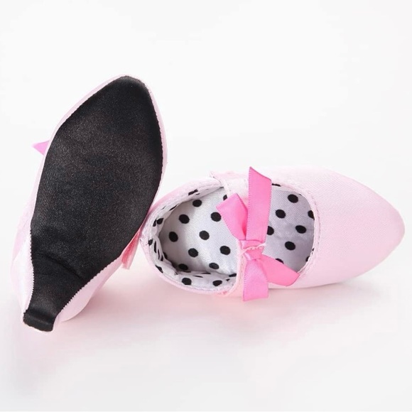 Baby Shoes - Picture 3 of 3